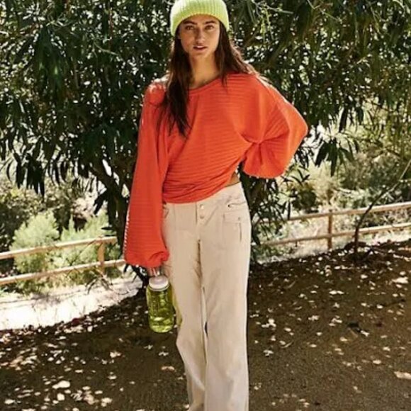 Free People Tops - LIKE NEW! Free People Movement Orange Twist-Back Long Sleeve Top Size Large